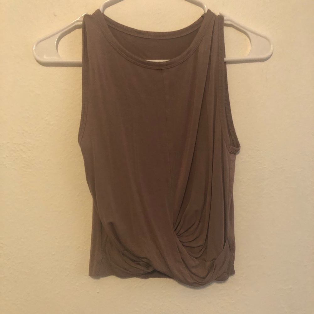 Alo Crossover Crop Top